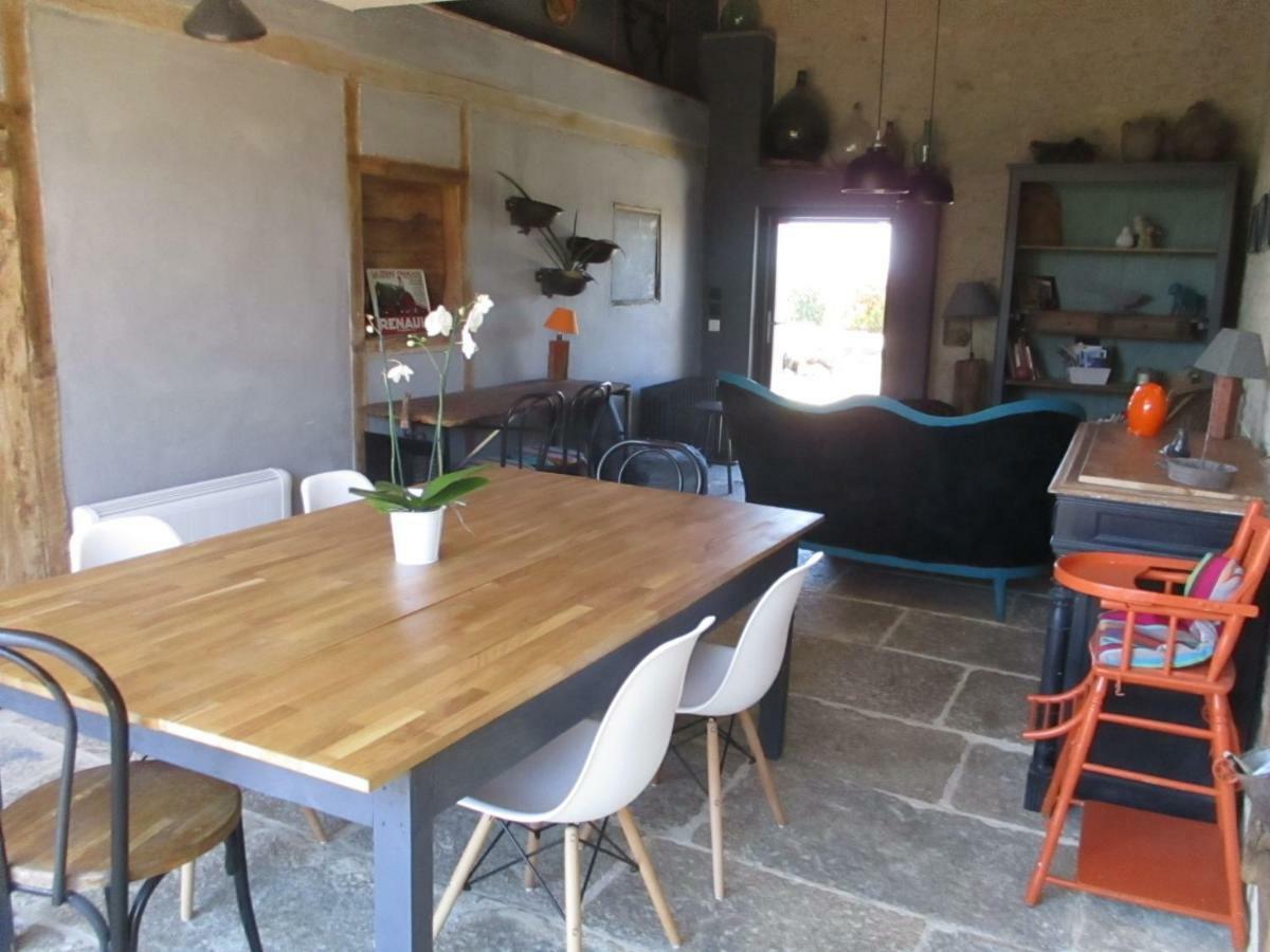 לינה וארוחת בוקר Sancoins La Grange Aux Hirondelles מראה חיצוני תמונה